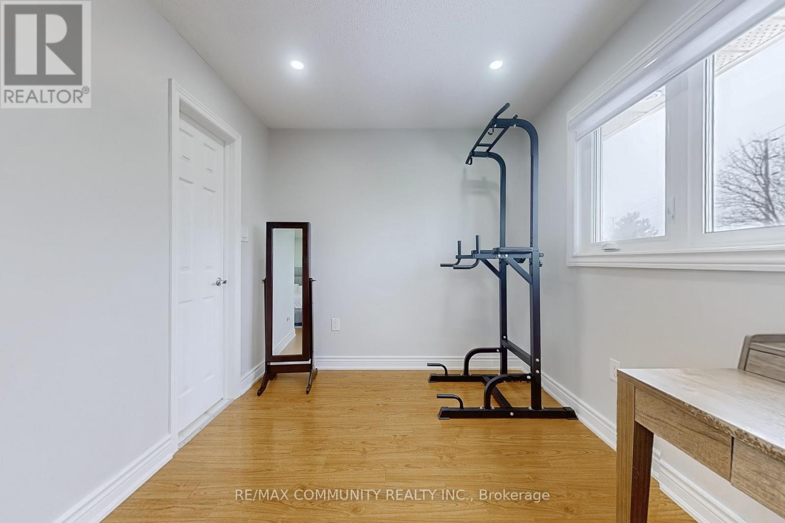 Photo 39 of 65 Creditstone Road, Brampton ON