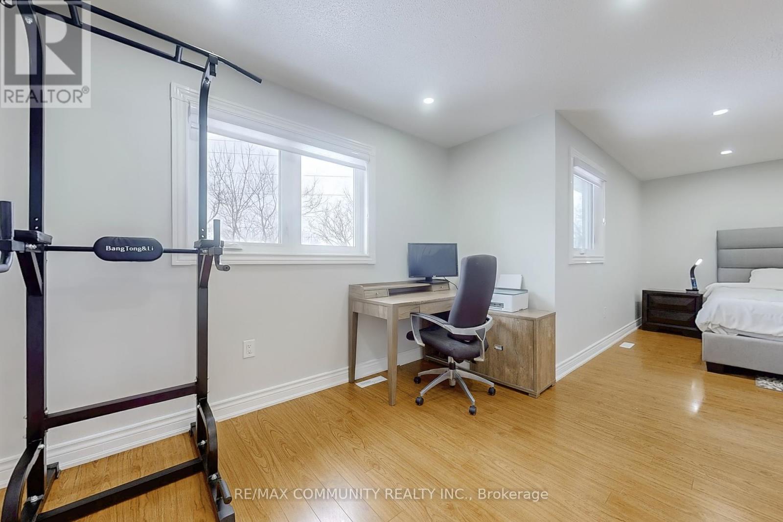 Photo 1 of 65 Creditstone Road, Brampton ON