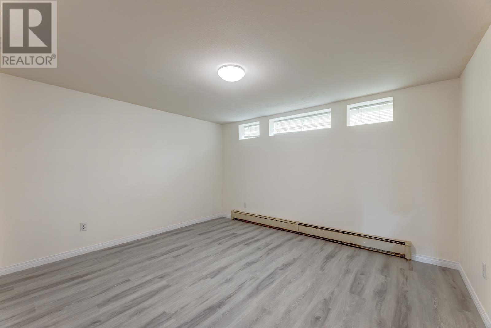 Photo 29 of 4930 Venables Street, Burnaby BC