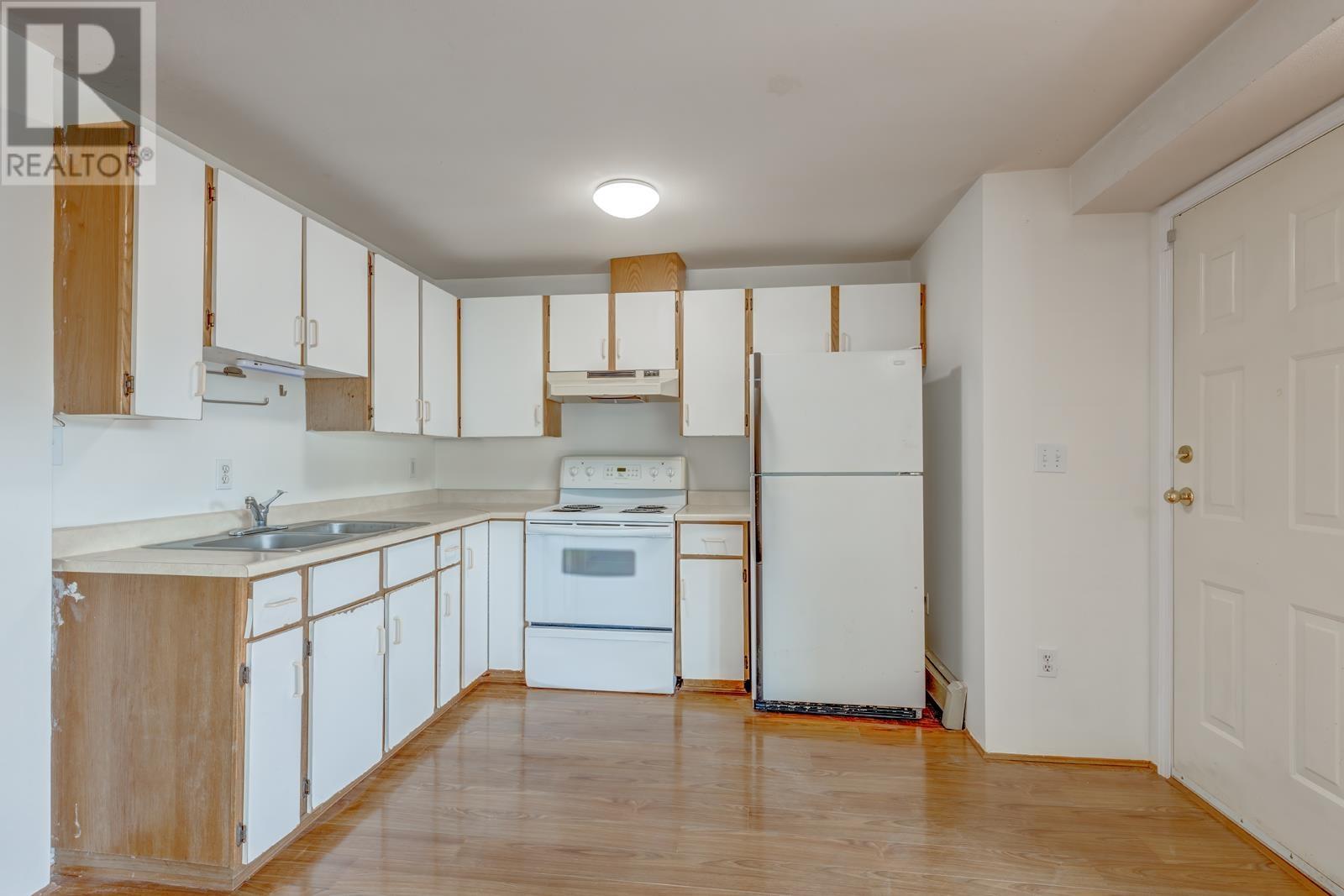 Photo 26 of 4930 Venables Street, Burnaby BC