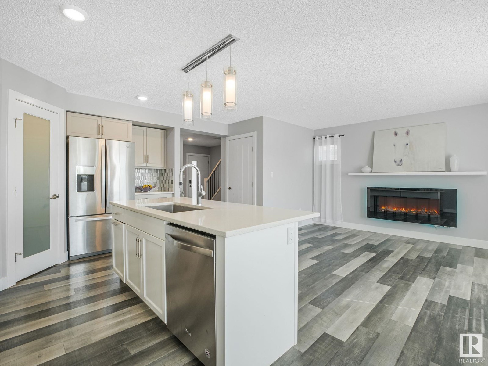 Photo 20 of 5810 66 St, Beaumont AB