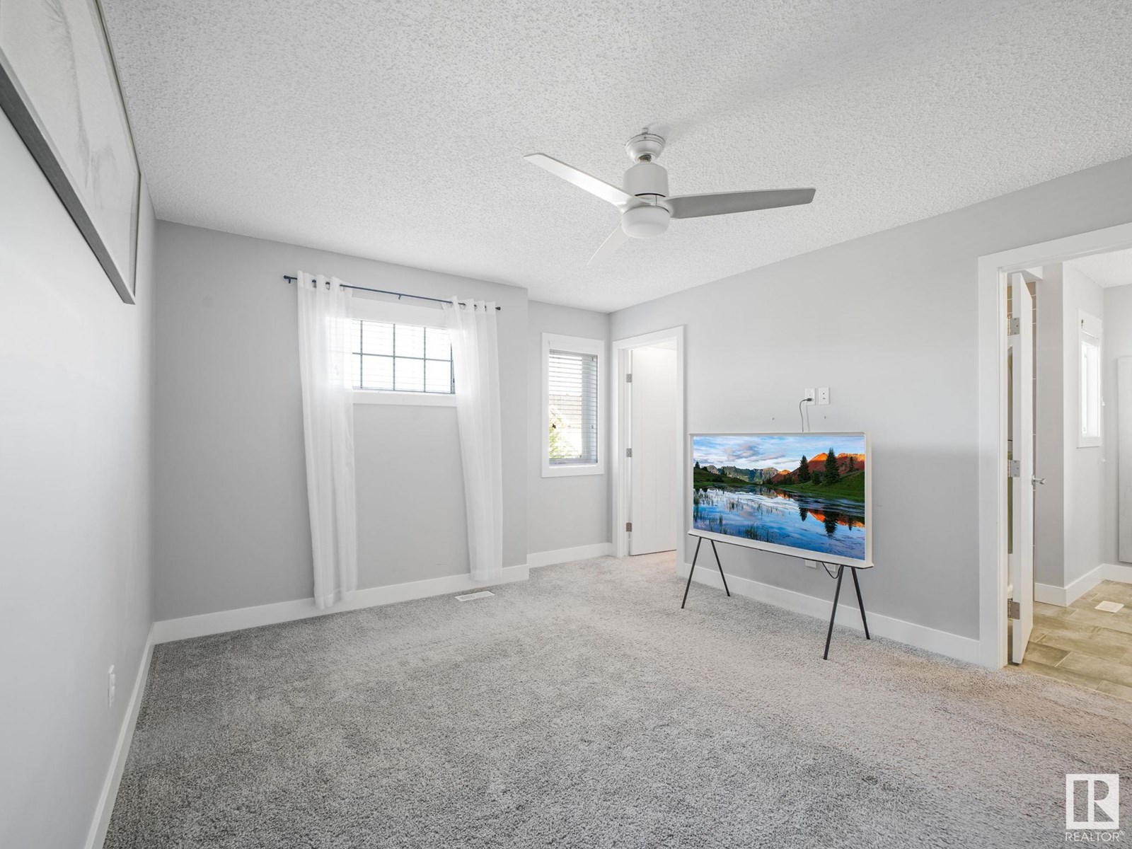 Photo 53 of 5810 66 St, Beaumont AB