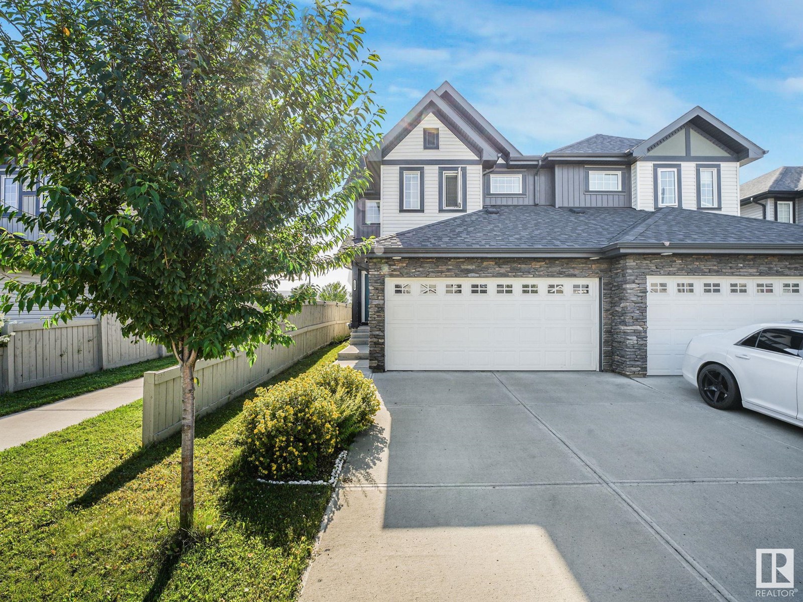 Photo 6 of 5810 66 St, Beaumont AB