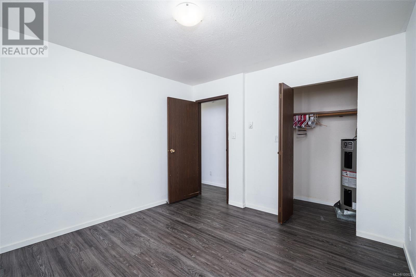 Photo 13 of 106 611 Macmillan Dr, Sayward BC