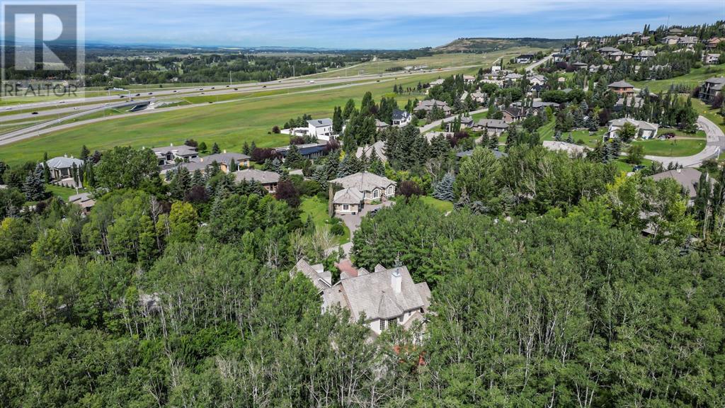 Single Family House for Sale in  Slopeview Drive SW Springbank Hill Calgary 