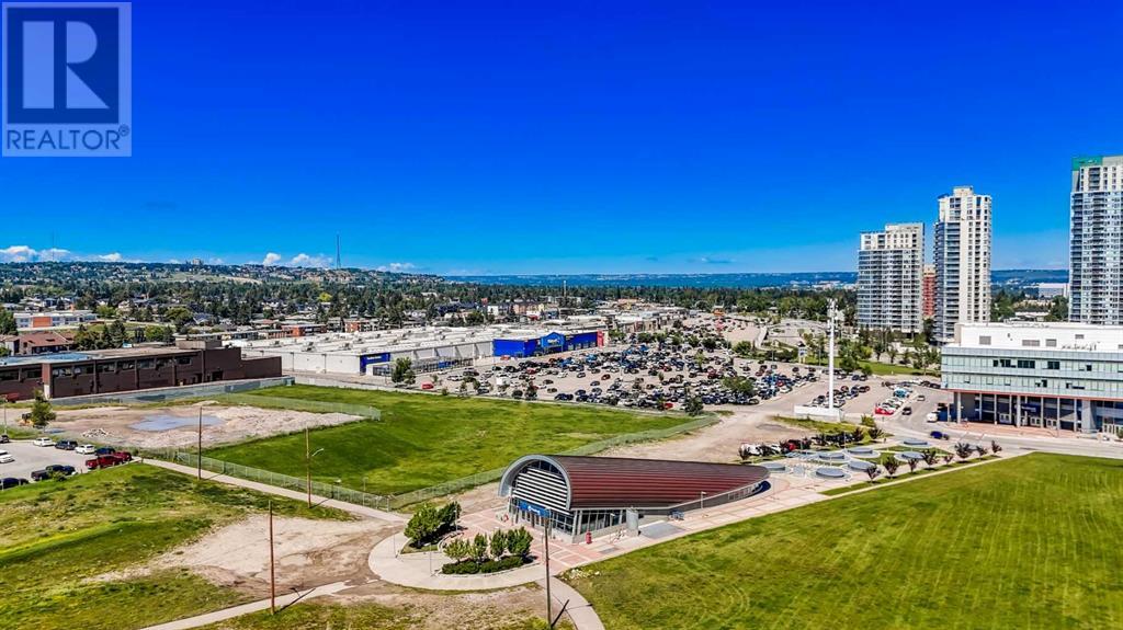 Single Family House for Sale in   Spruce Place SW Spruce Cliff Calgary 