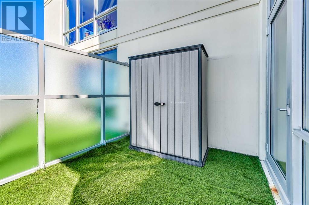 Single Family House for Sale in   Spruce Place SW Spruce Cliff Calgary 