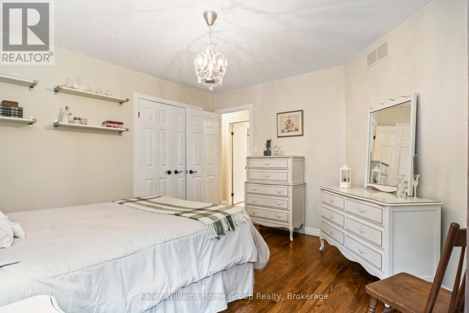 Photo 19 of 25 Riverview Drive, Centre Wellington ON
