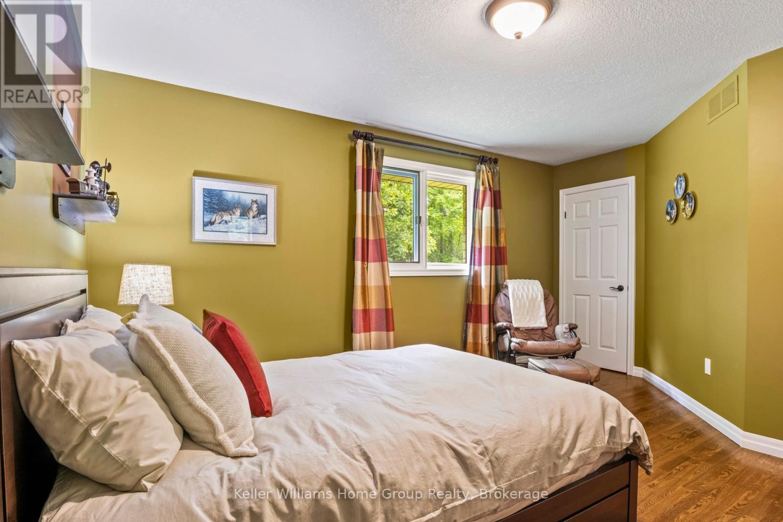 Photo 21 of 25 Riverview Drive, Centre Wellington ON