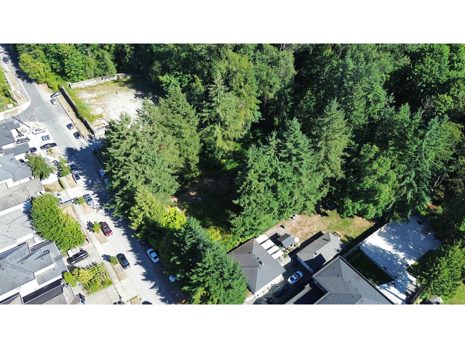 Photo 10 of 10927 128 A Street, Surrey BC