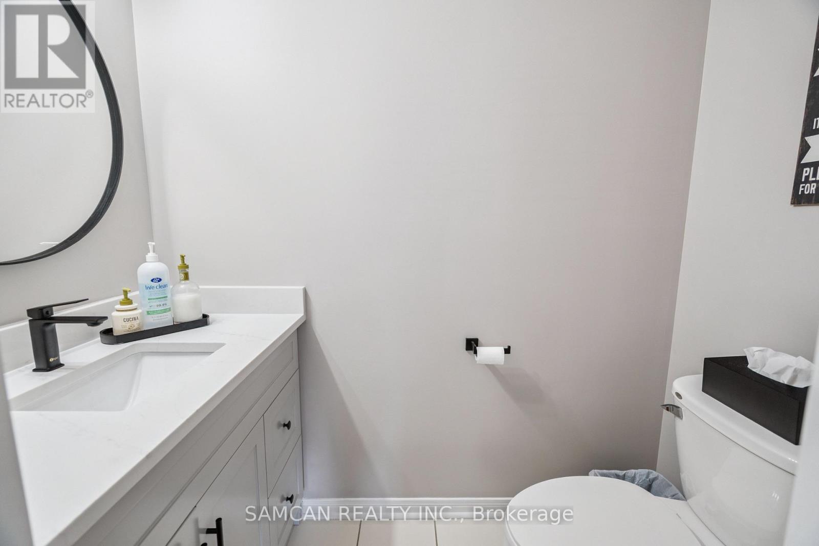 Photo 14 of 1462 Gibson Drive, Oakville ON