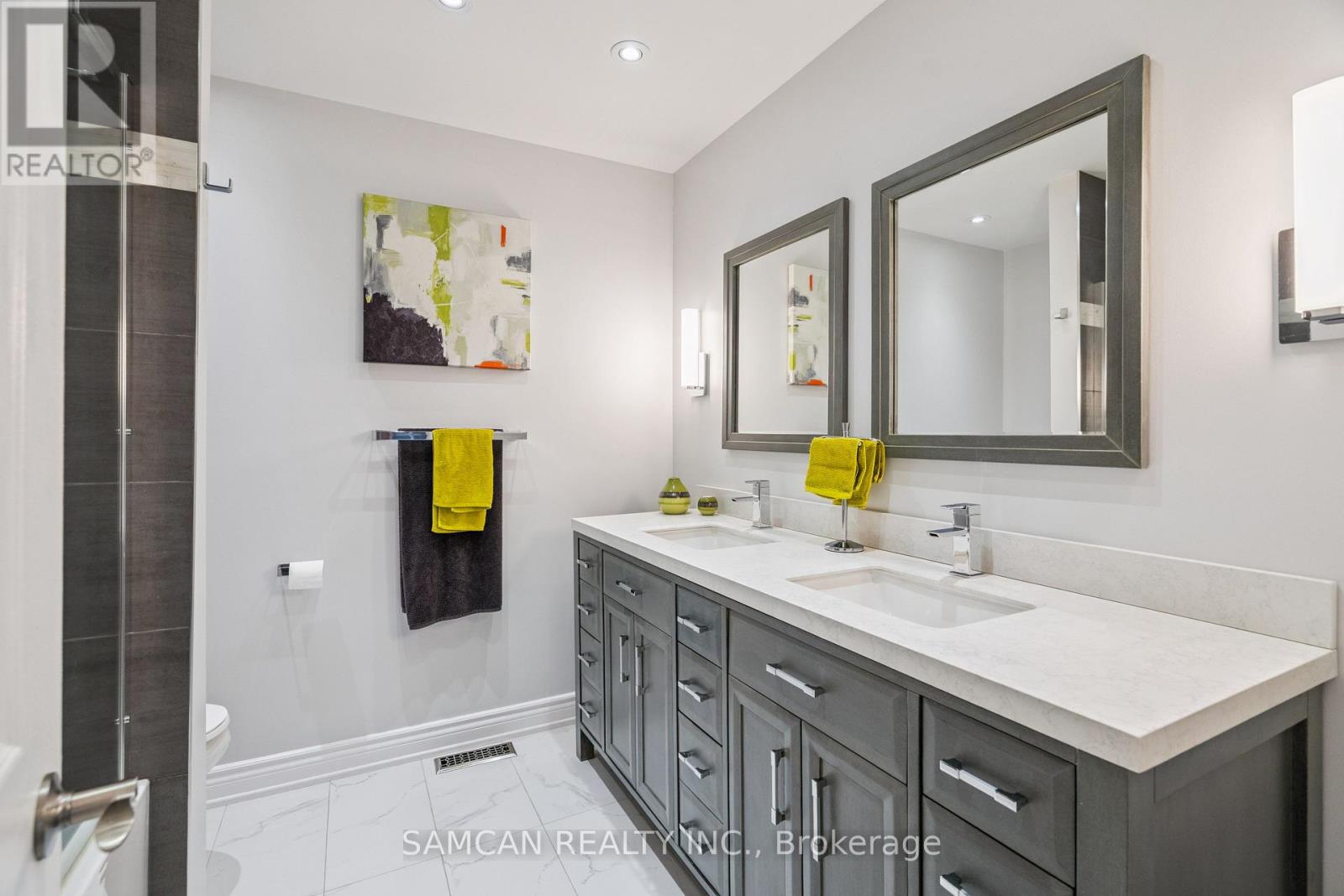 Photo 21 of 1462 Gibson Drive, Oakville ON