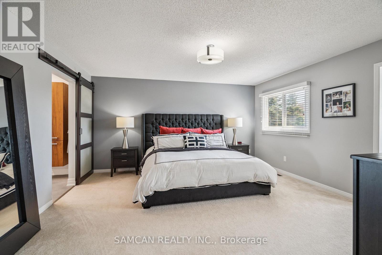 Photo 23 of 1462 Gibson Drive, Oakville ON