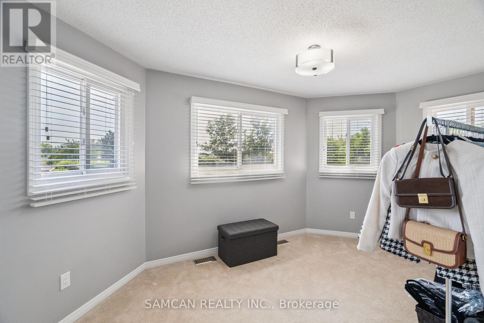 Photo 24 of 1462 Gibson Drive, Oakville ON