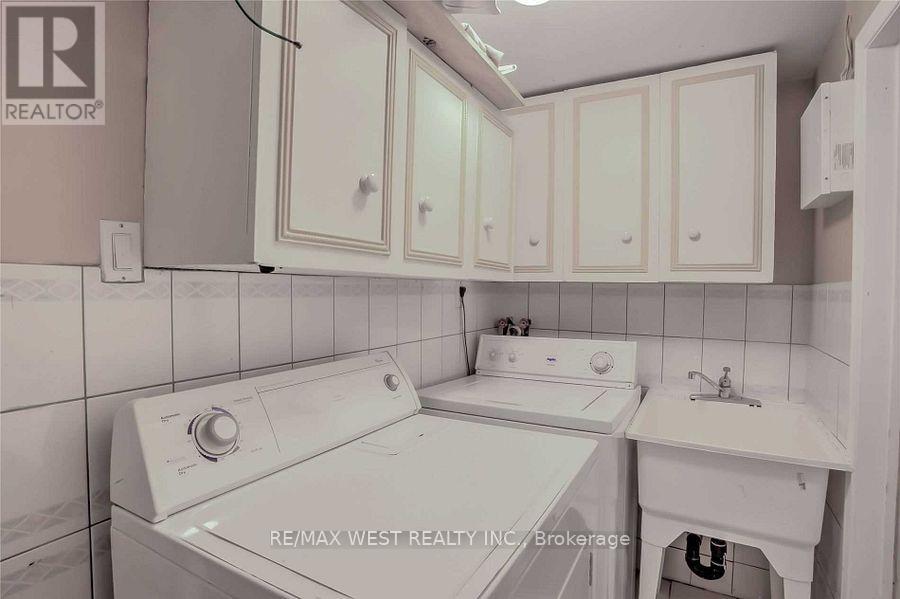 Photo 9 of 472 Symington Avenue, Toronto ON