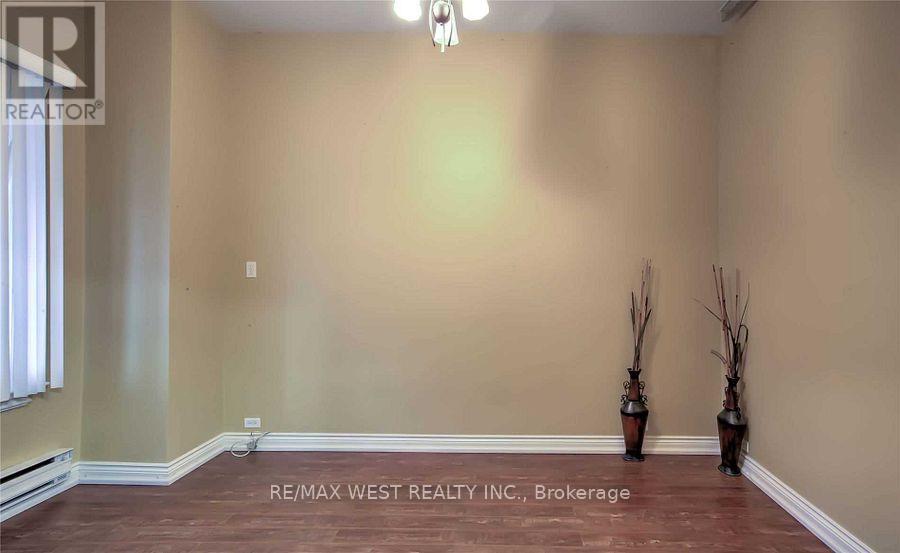 Photo 15 of 472 Symington Avenue, Toronto ON