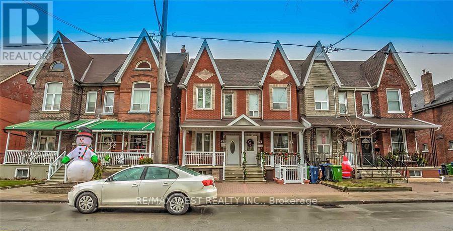 Photo 13 of 472 Symington Avenue, Toronto ON