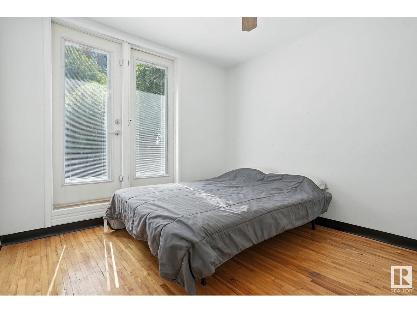 Photo 40 of 5406 110 St Nw, Edmonton AB