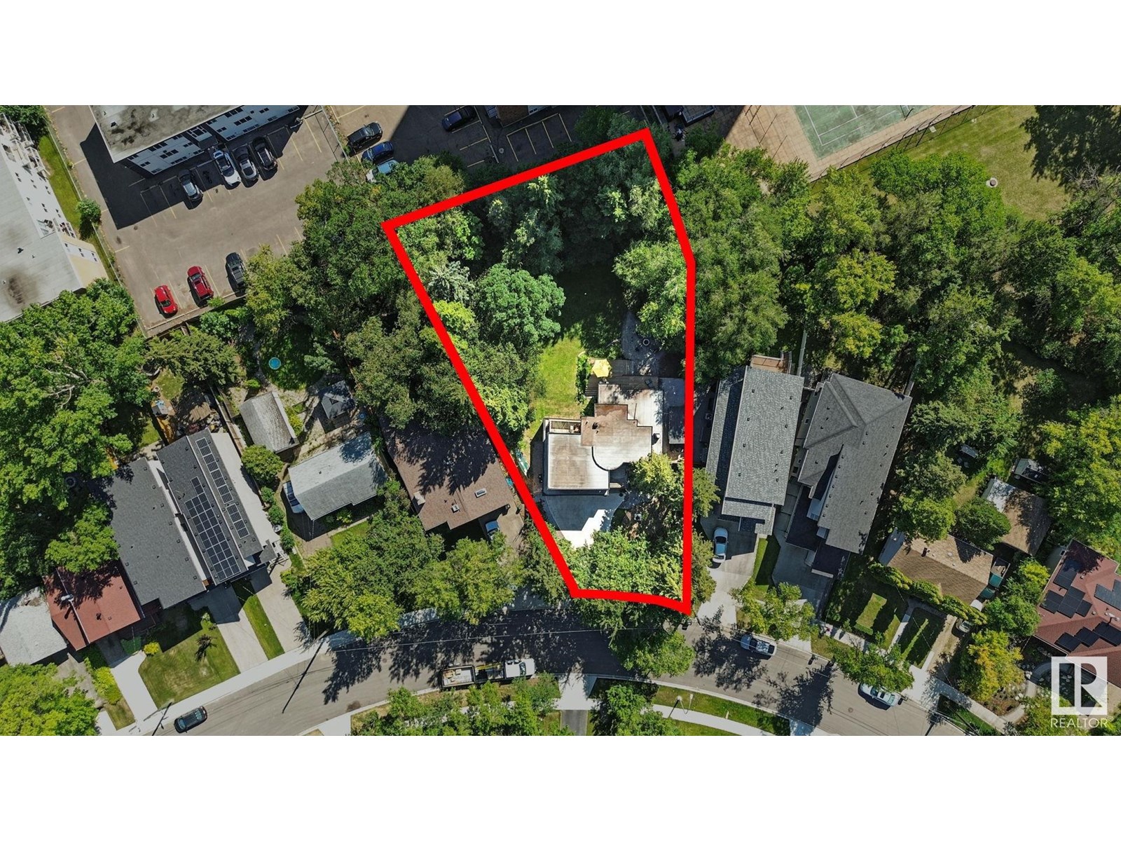 Photo 1 of 5406 110 St Nw, Edmonton AB