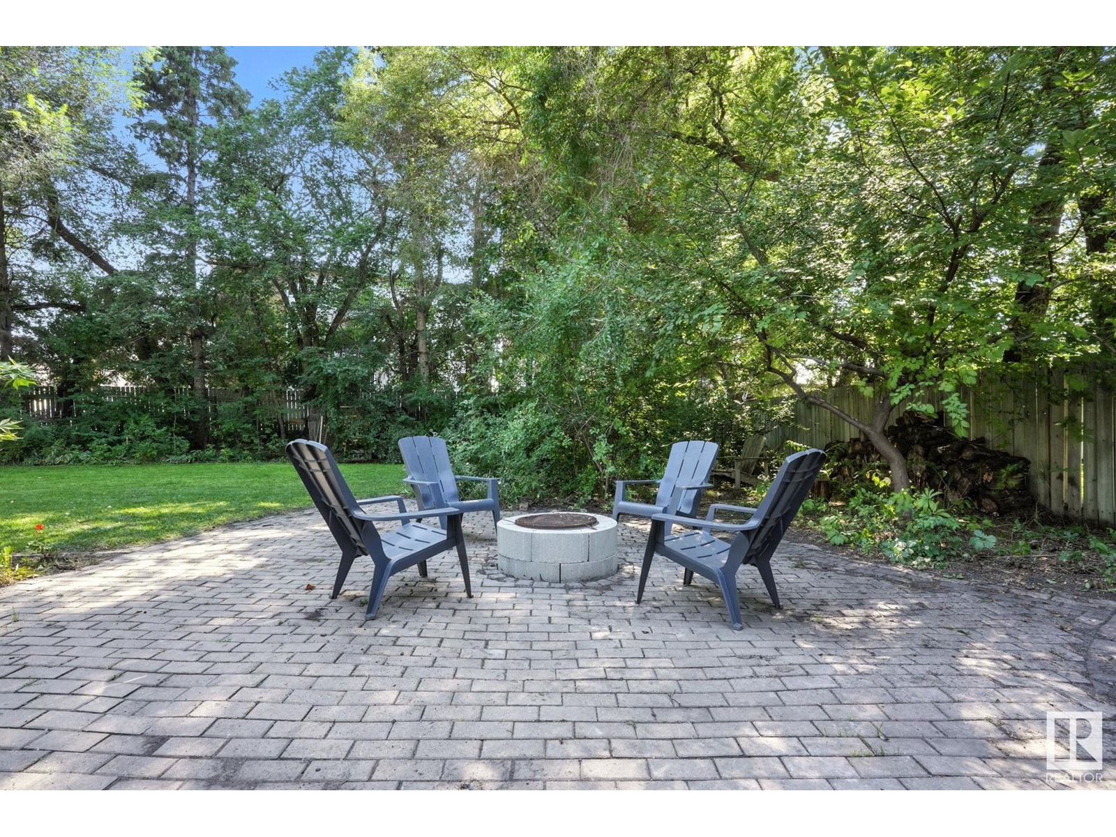 Photo 18 of 5406 110 St Nw, Edmonton AB