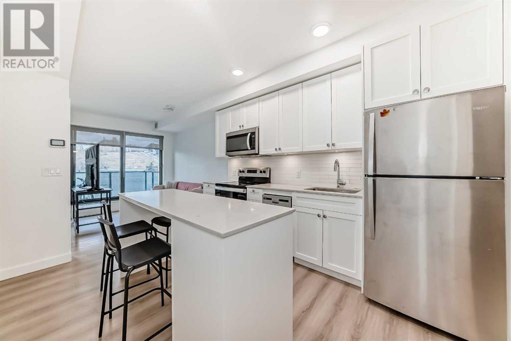 Single Family House for Sale in    Street NE Crescent Heights Calgary 