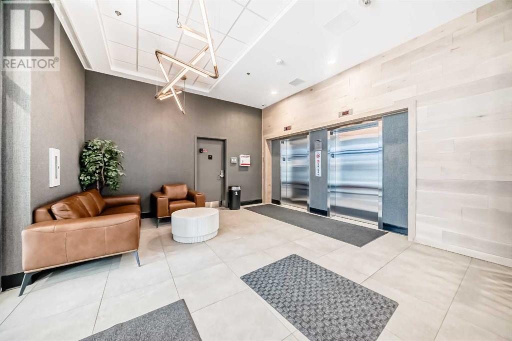 Single Family House for Sale in    Street NE Crescent Heights Calgary 