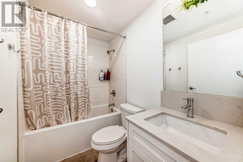 Single Family House for Sale in    Street NE Crescent Heights Calgary 