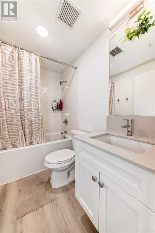 Single Family House for Sale in    Street NE Crescent Heights Calgary 