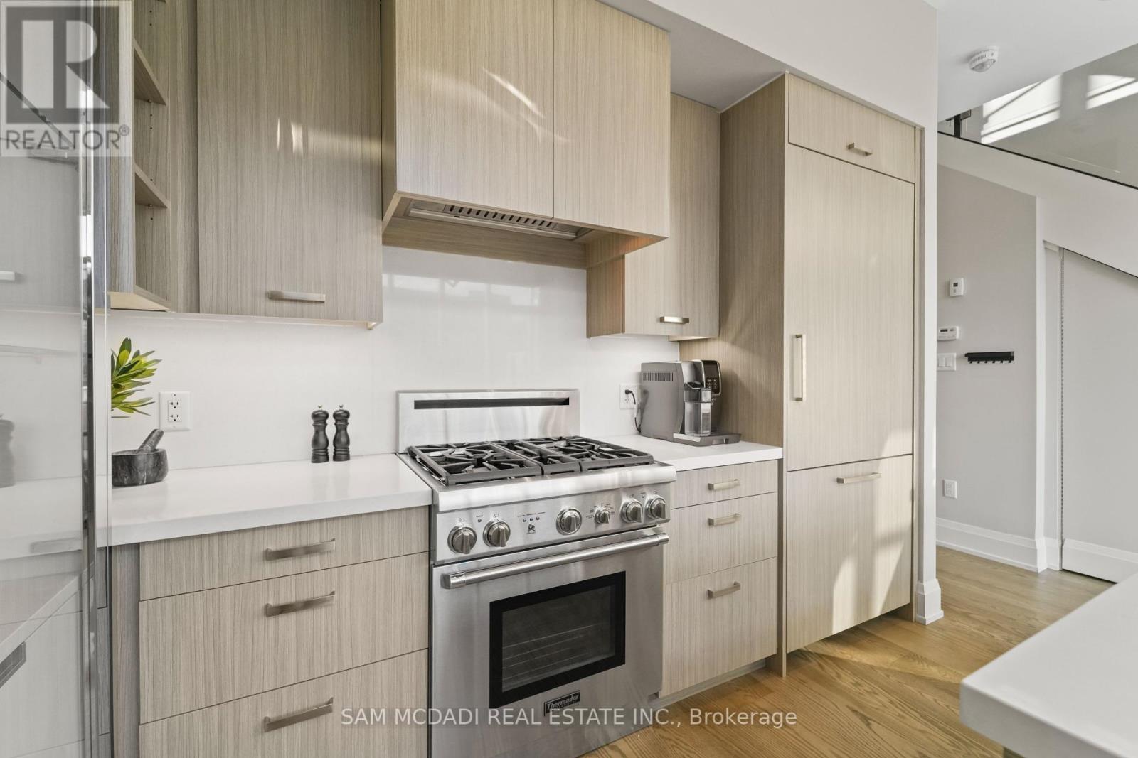 Photo 10 of 3772 Mangusta Court, Innisfil ON