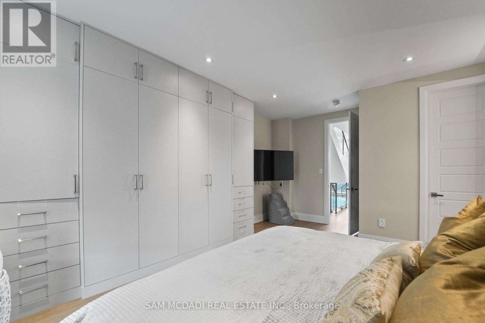 Photo 22 of 3772 Mangusta Court, Innisfil ON