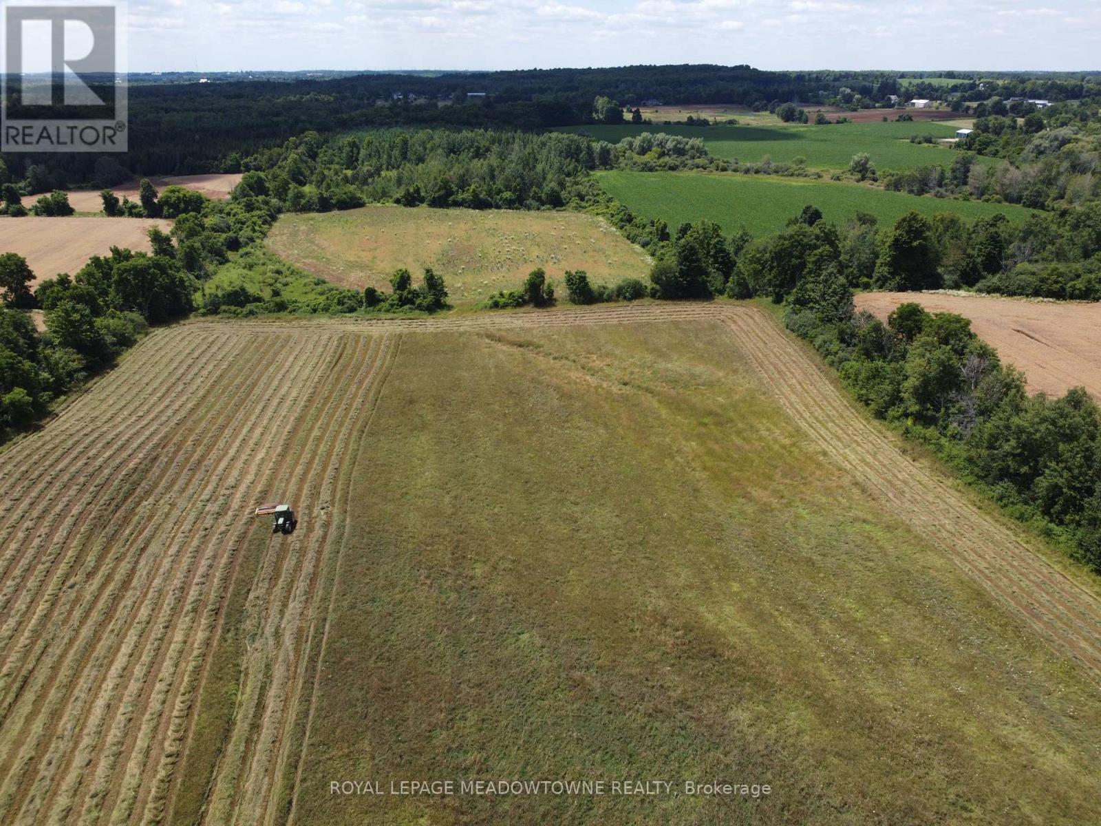 Photo 9 of 11080 First Nassagaweya Line, Milton ON