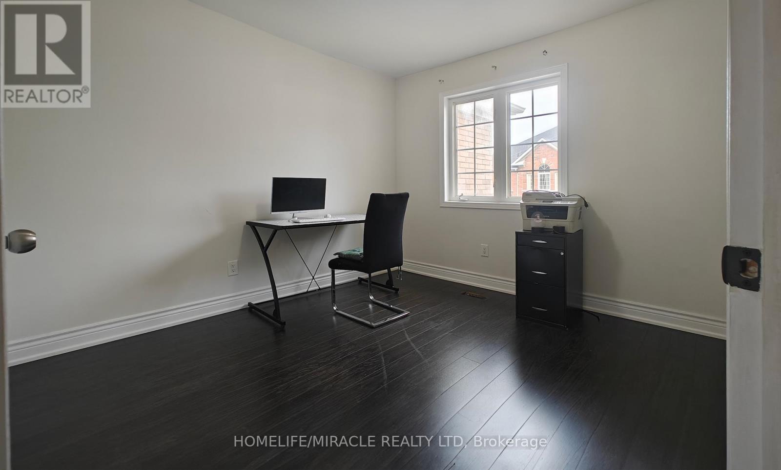 Photo 18 of 6 September Place, Brampton ON