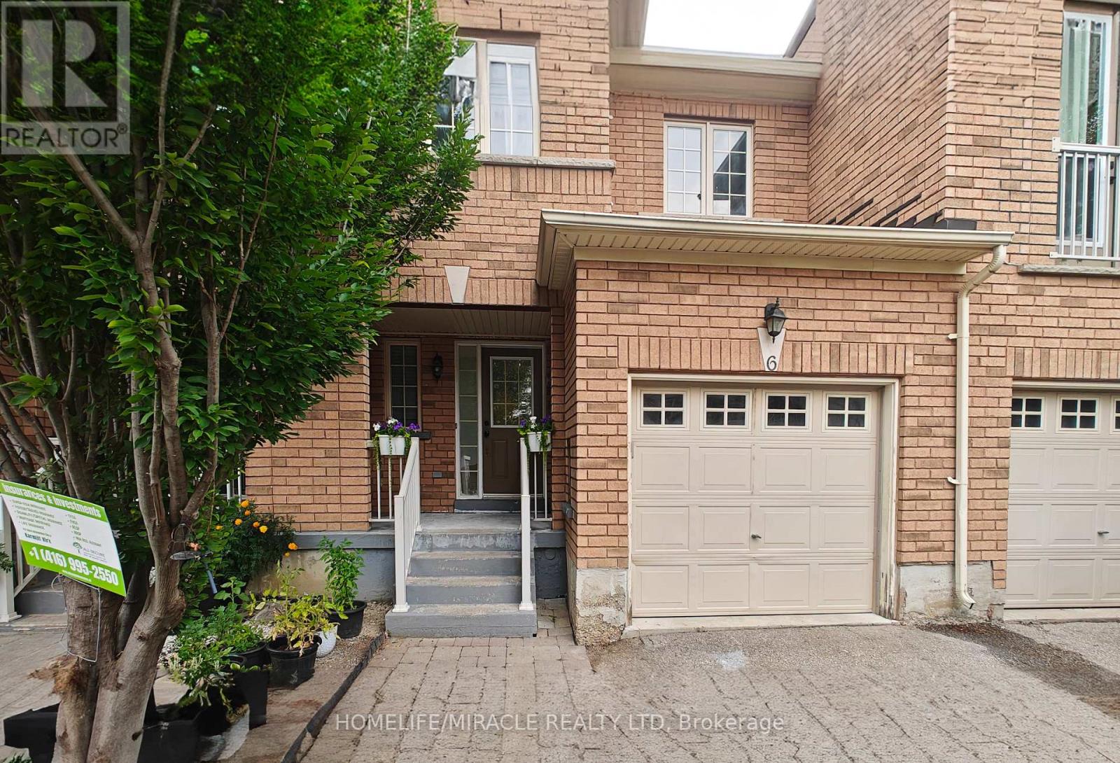 Photo 5 of 6 September Place, Brampton ON