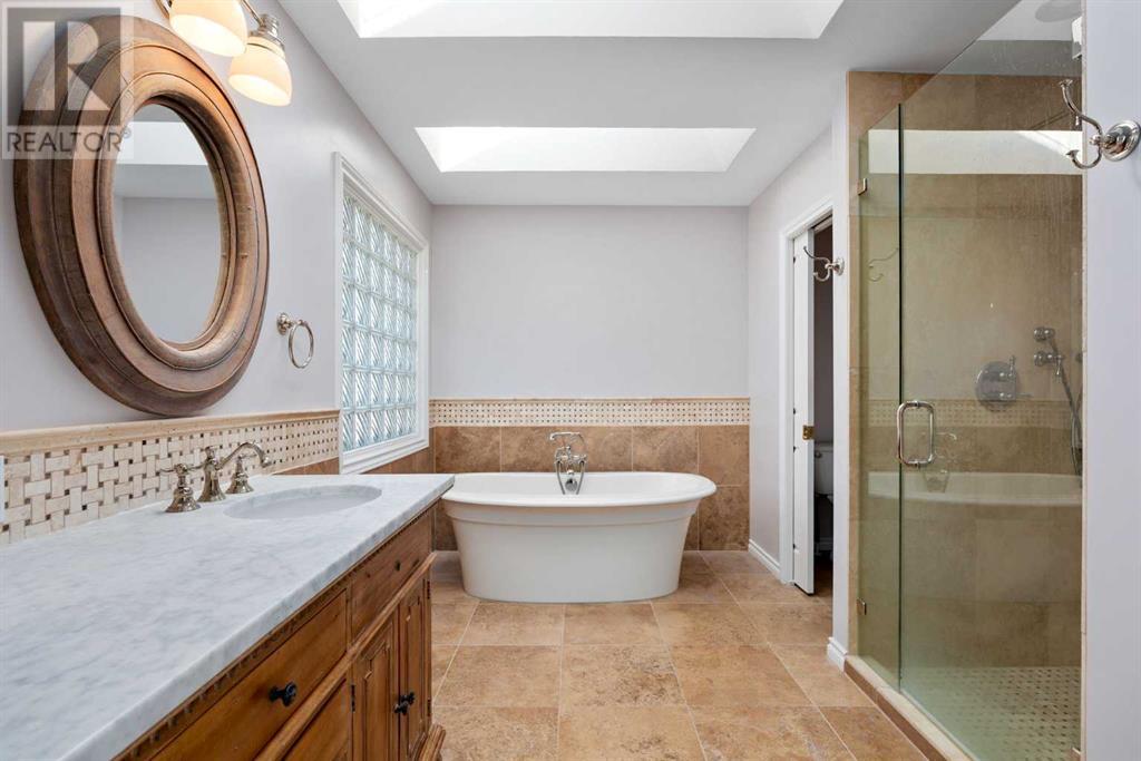 Single Family House for Sale in  Douglas Woods Manor SE Douglasdale/Glen Calgary 
