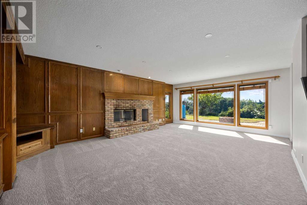 Single Family House for Sale in  Douglas Woods Manor SE Douglasdale/Glen Calgary 