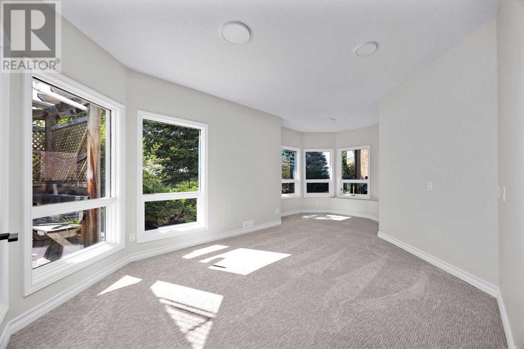 Single Family House for Sale in  Douglas Woods Manor SE Douglasdale/Glen Calgary 