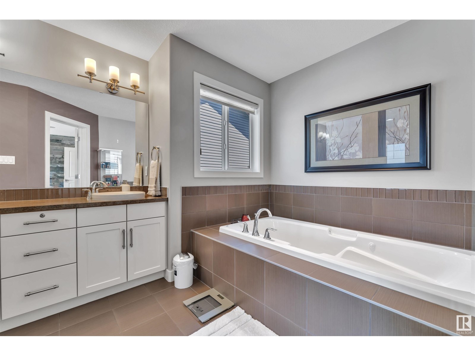 Photo 36 of 1907 67 St Sw, Edmonton AB