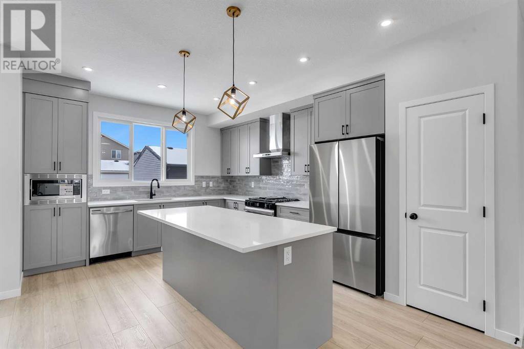Single Family House for Sale in  Lucas Boulevard NW Livingston Calgary 