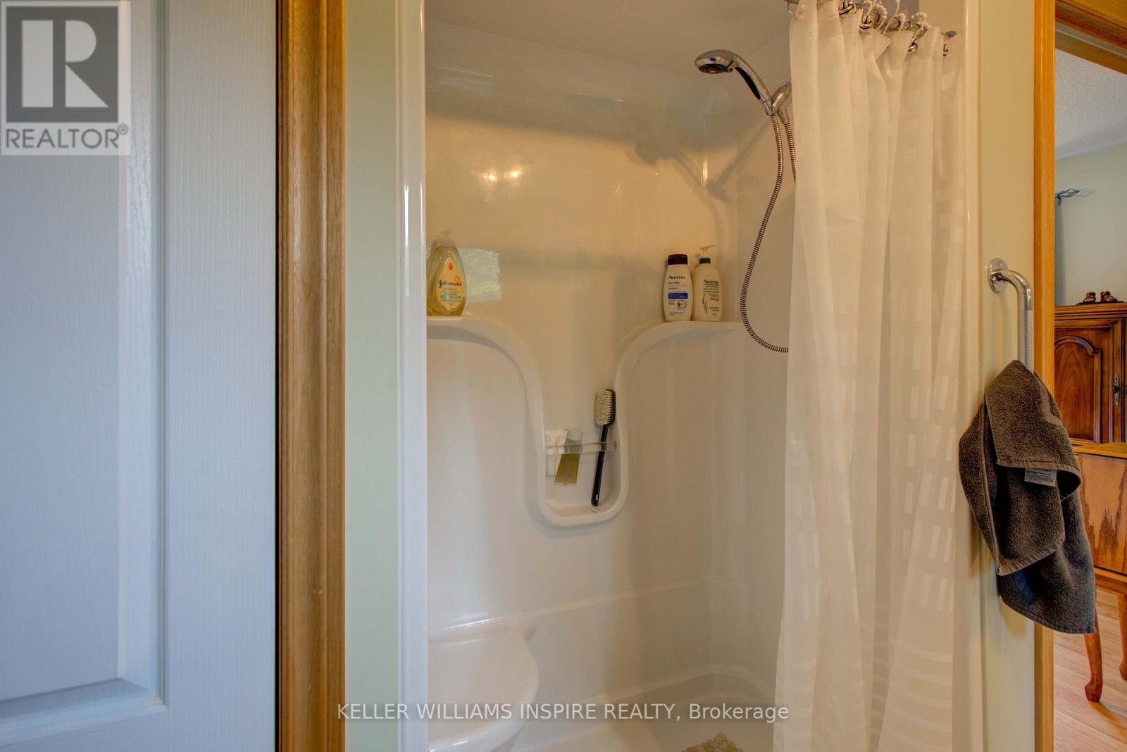 Photo 26 of 342 Christiani Road, Quinte West ON