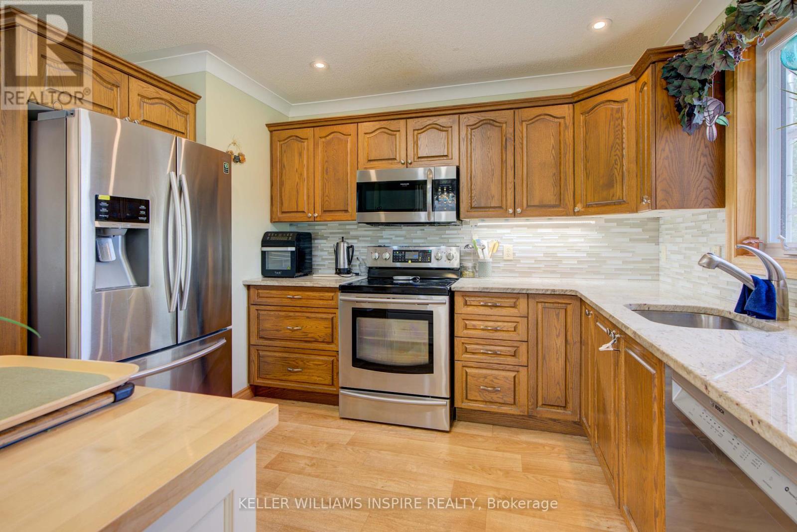 Photo 44 of 342 Christiani Road, Quinte West ON
