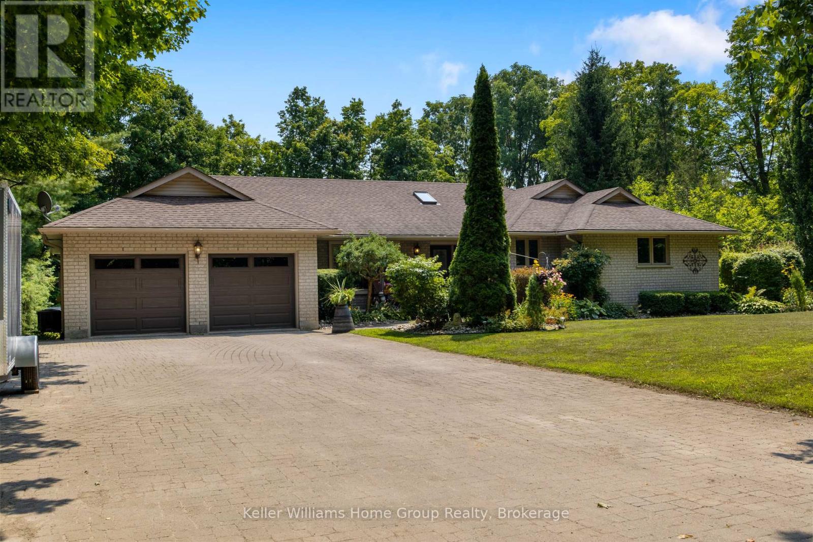 Photo 2 of 25 Riverview Drive, Centre Wellington ON