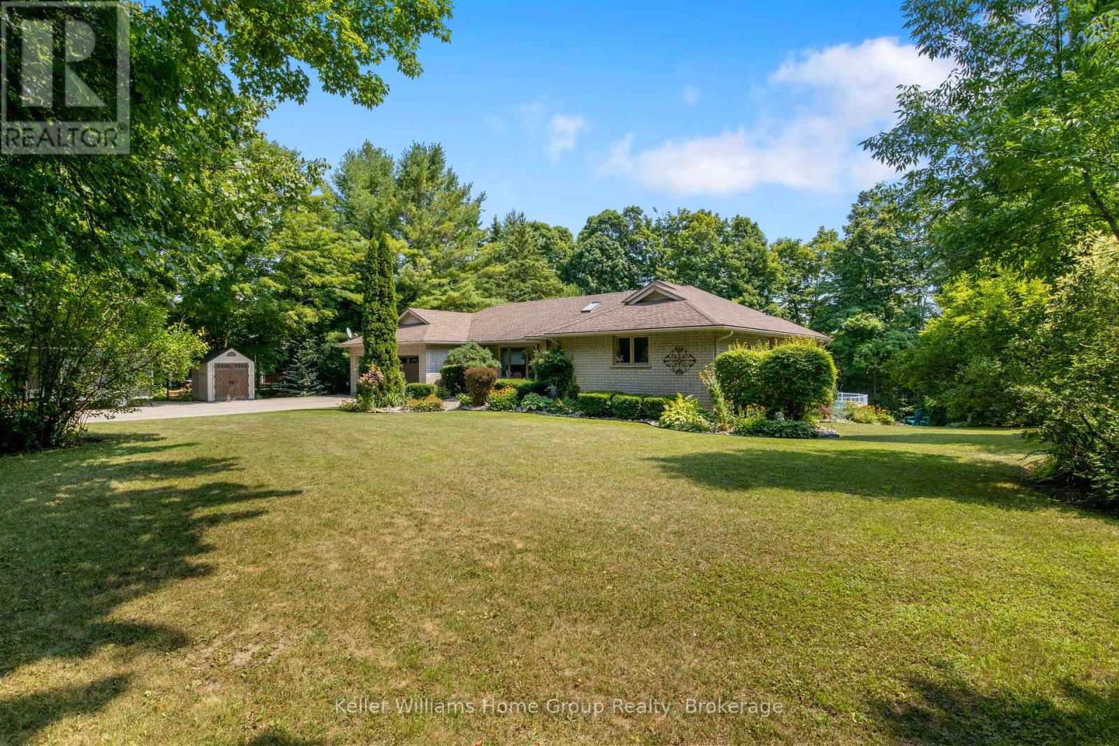 Photo 3 of 25 Riverview Drive, Centre Wellington ON