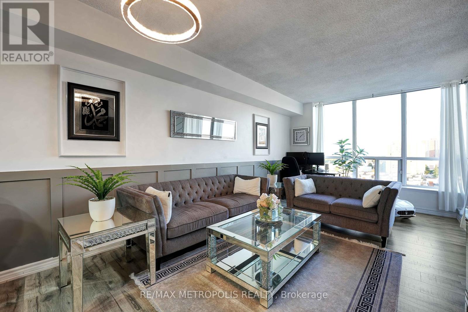 Photo 7 of 1011 410 Mclevin Avenue, Toronto ON