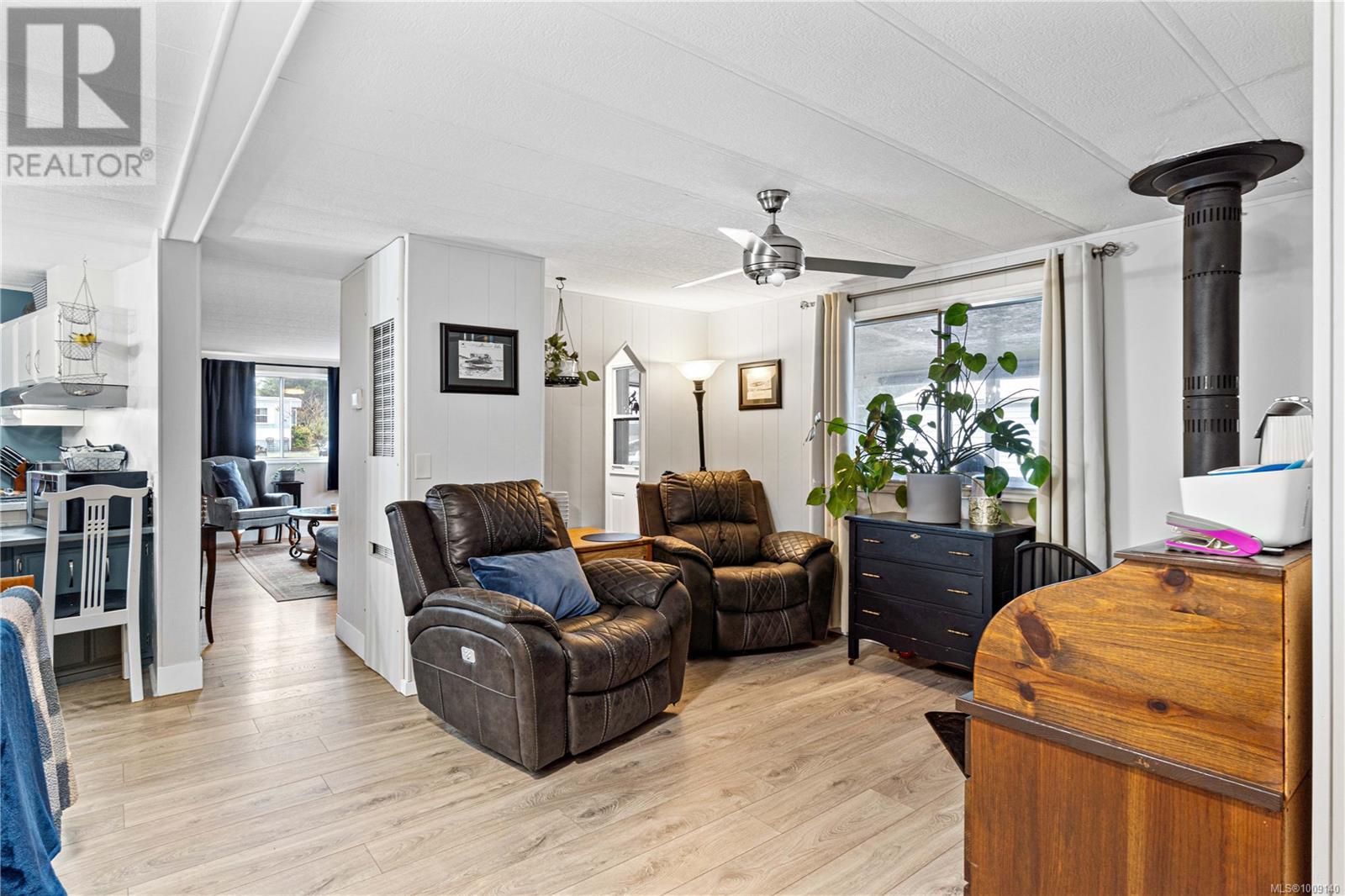 Photo 19 of 26 61 12 Th St, Nanaimo BC