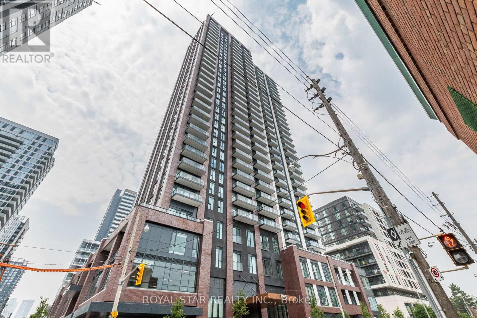 Photo 2 of 2110 130 River Street, Toronto ON