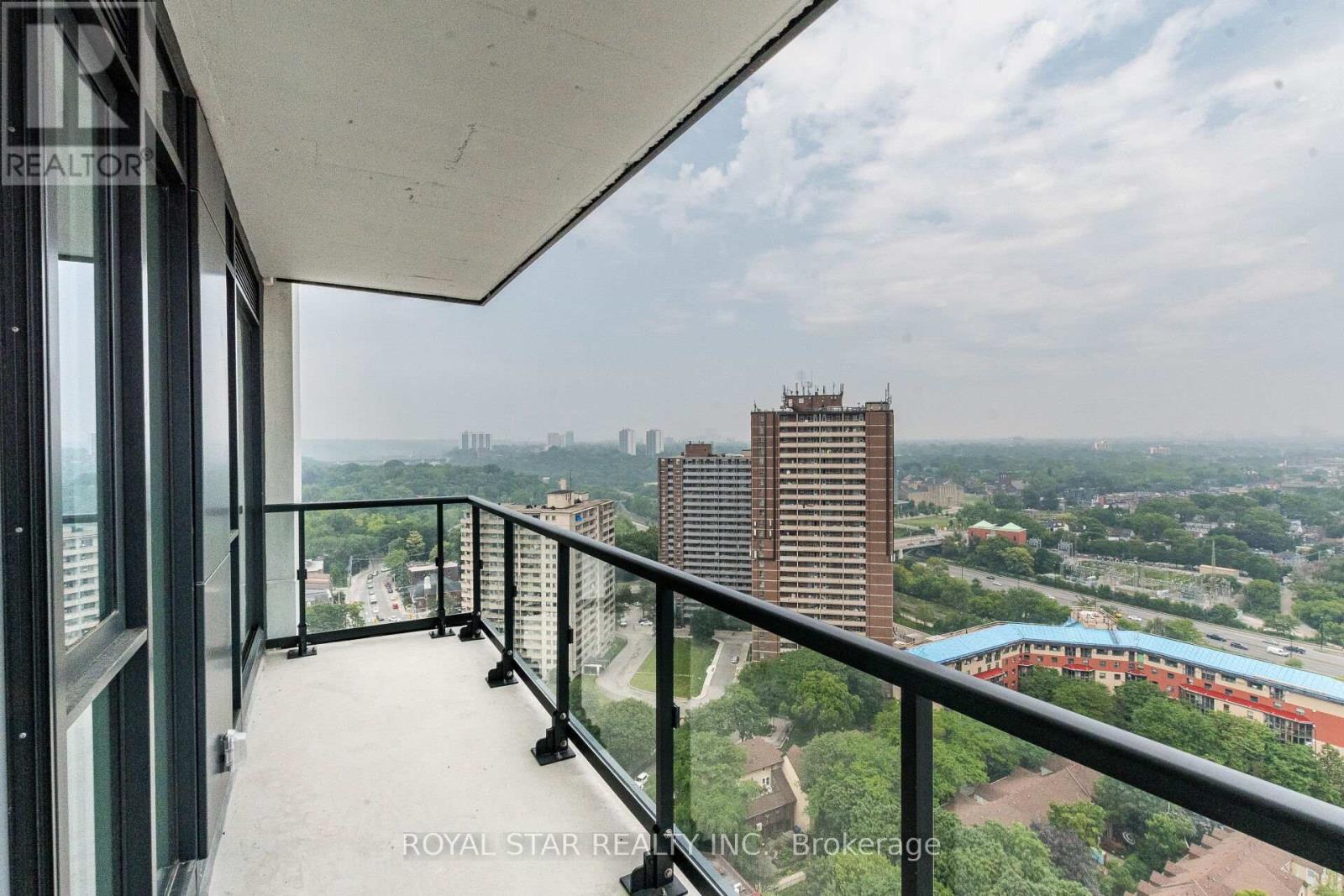 Photo 33 of 2110 130 River Street, Toronto ON
