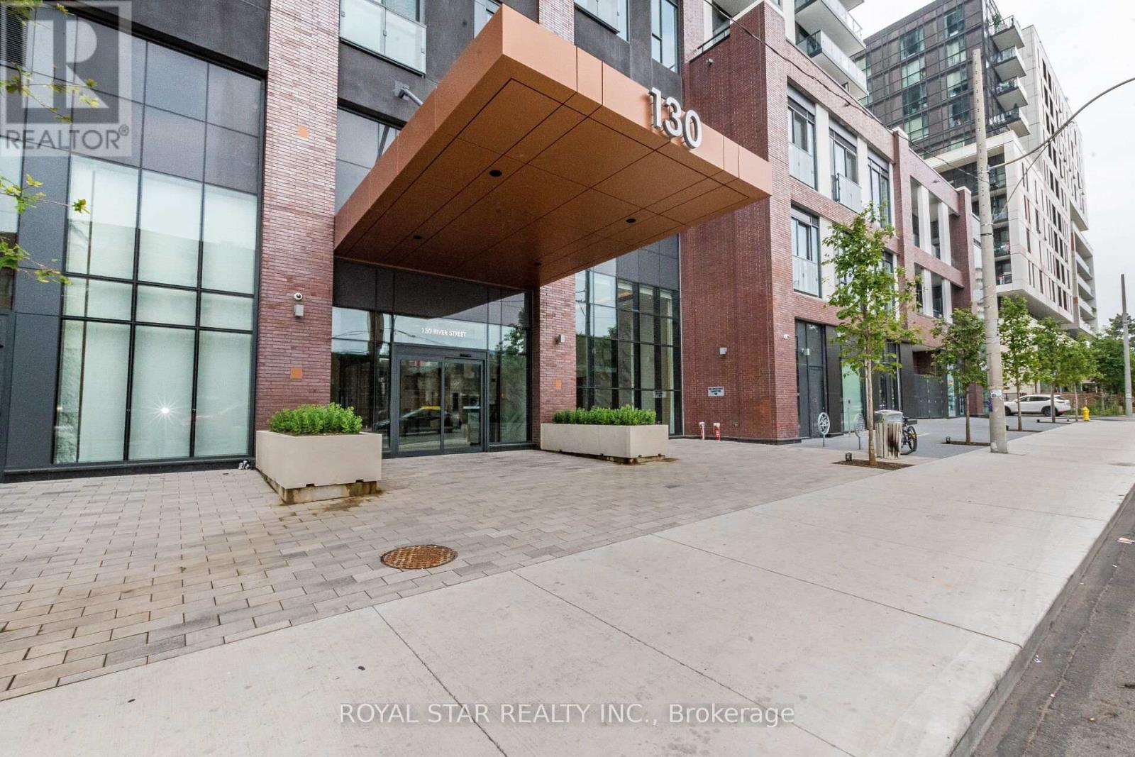 Photo 4 of 2110 130 River Street, Toronto ON