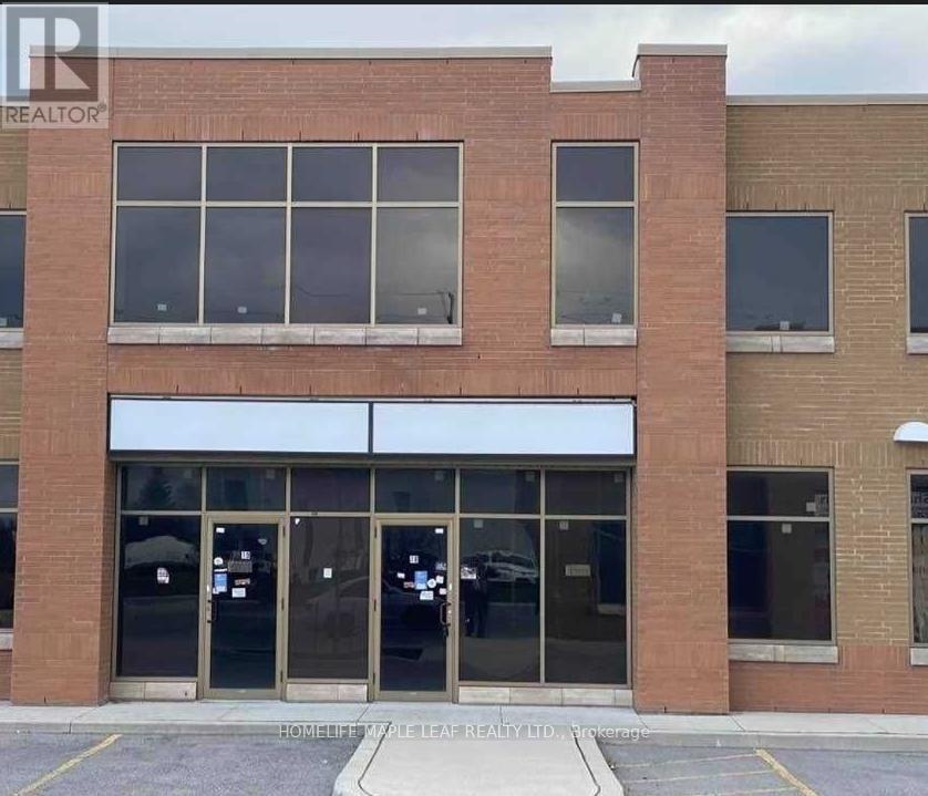 Photo 3 of 18 15 Sun Pac Boulevard, Brampton ON