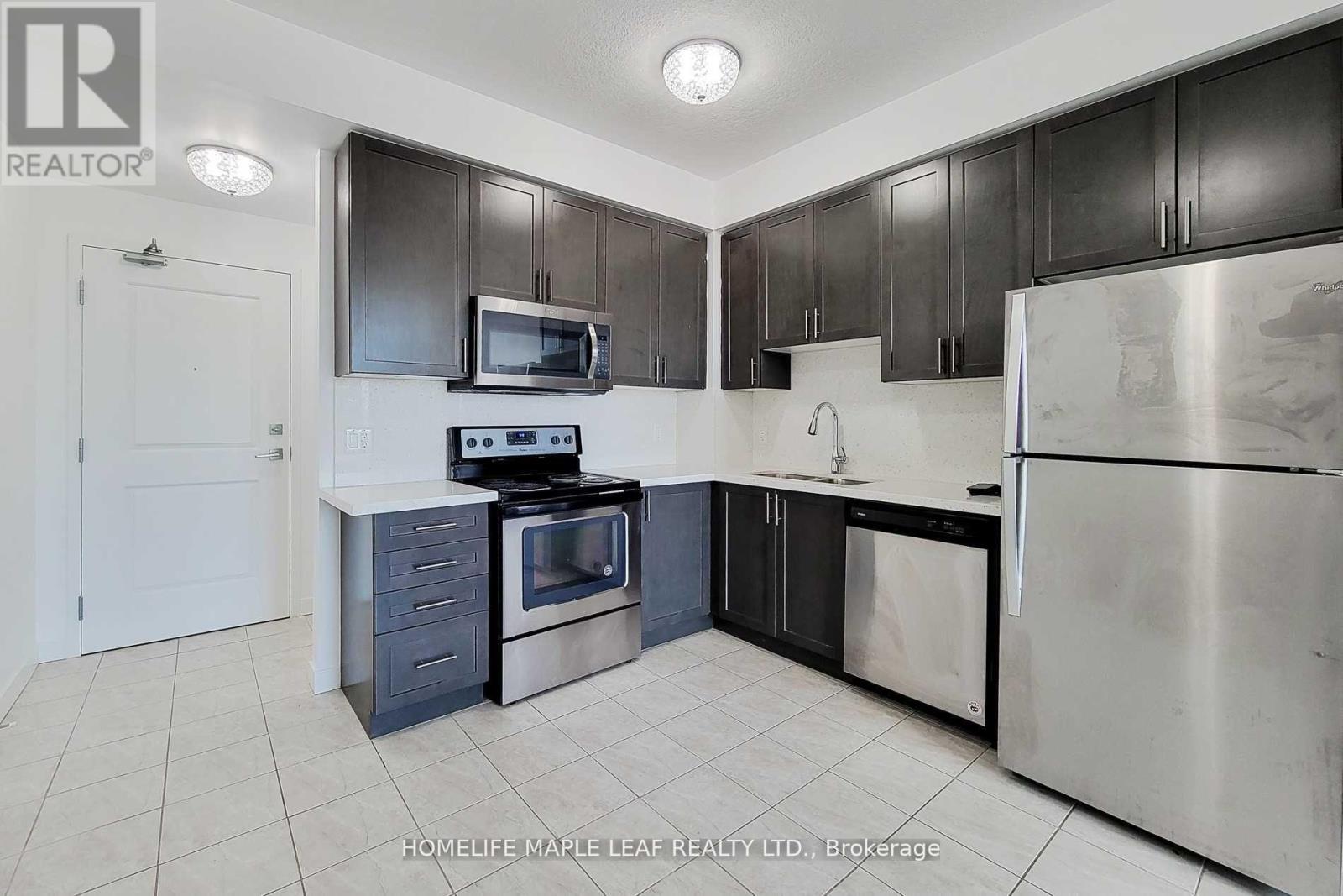 Photo 9 of 316 2486 Old Bronte Road, Oakville ON