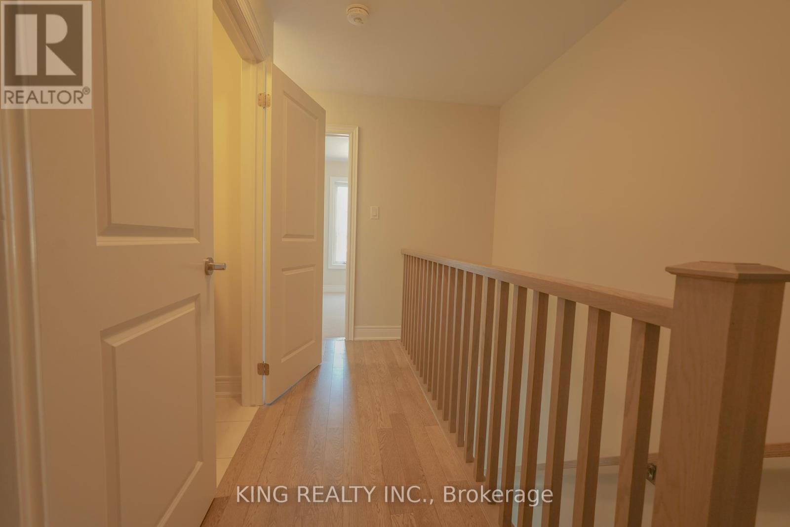 Photo 30 of 52 2273 Turnberry Road, Burlington ON